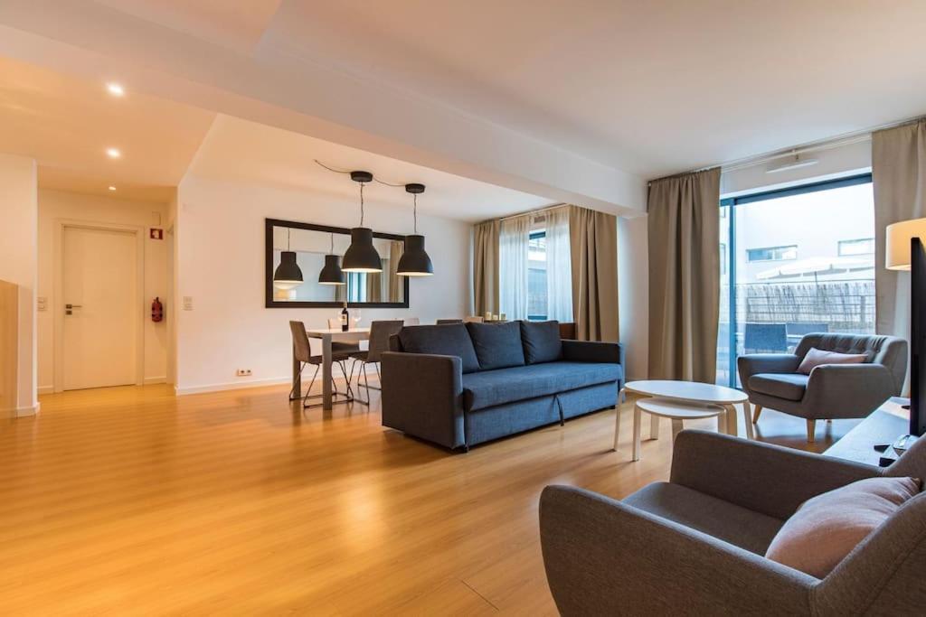 Apartamento Downtown 2-bedroom W/terrace *