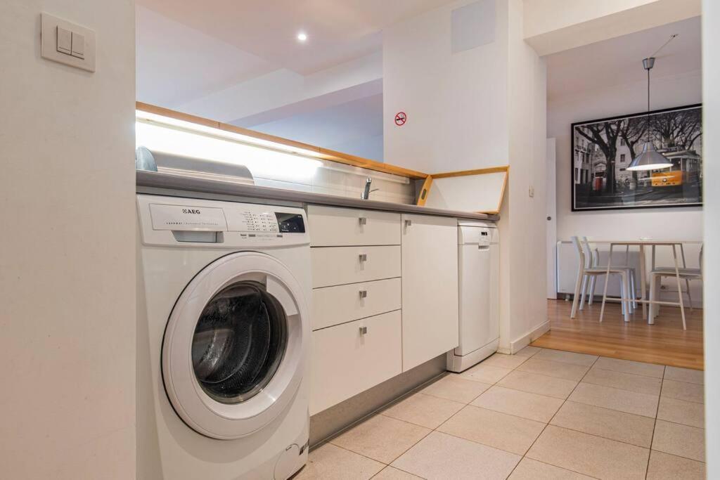 Apartamento Downtown 2-bedroom W/terrace Lisboa